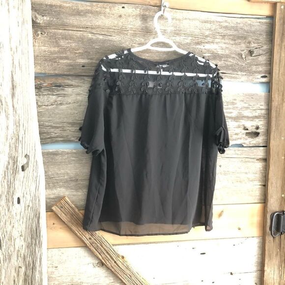 Yoins NWT plus size 16 sheer shoulder top - Picture 5 of 5